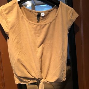H&M tie crop tee